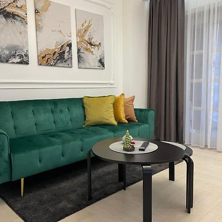 Luxury City Studios Curtea de Argeş Eksteriør billede